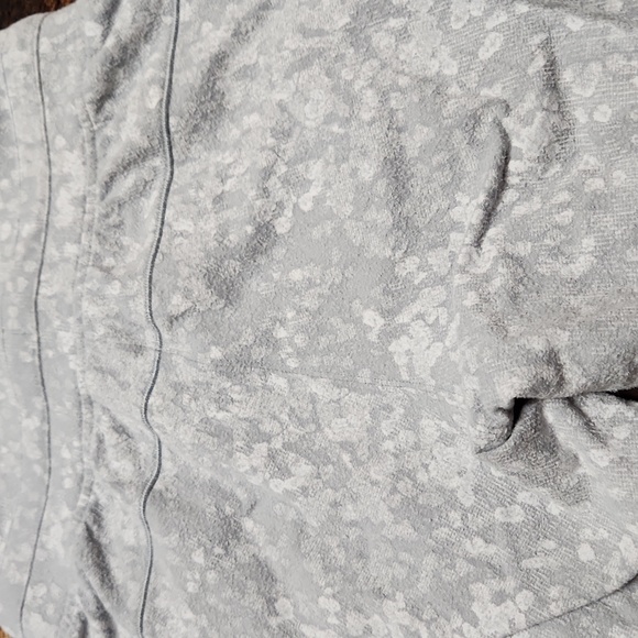 Lululemon Athletica Light Gray Joggers - Picture 7 of 11